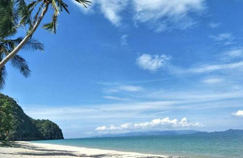 Khanom Resort | Klang Aow Resort