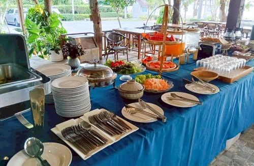 Khanom Resort | Klang Aow Resort