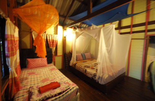 Nuea Khlong Hotel | Koh Phu Valley