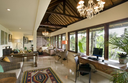 Ubud City-Centre Hotel | Komaneka at Monkey Forest
