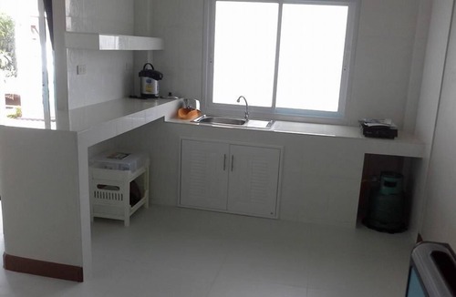 Bang Po Hotel | Krisada Beach Resort