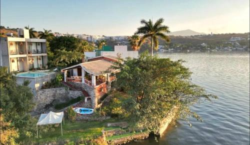 Tequesquitengo Hotel | La Calita de Teques