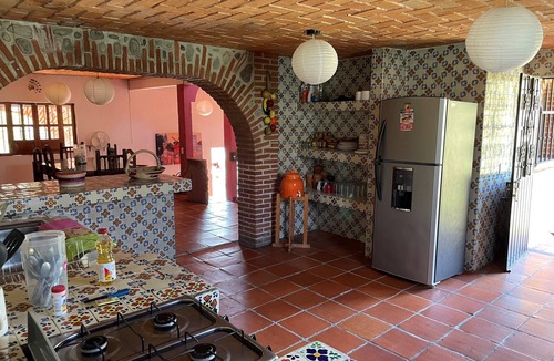 Xochitepec House | La Escondida, Alberca y Jardín