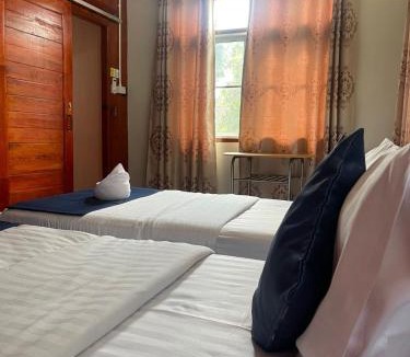Thong Krut Hostel | Ladybugs hostel sunset