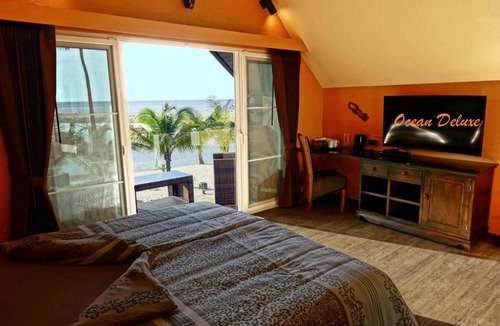 Klong Son Hotel | Laguna Beach House