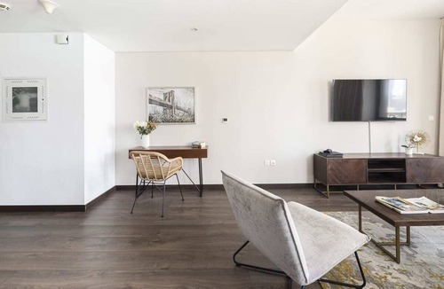 Downtown Dubai Apartment | Landmark Living In This 2BR in Downtown Dubai