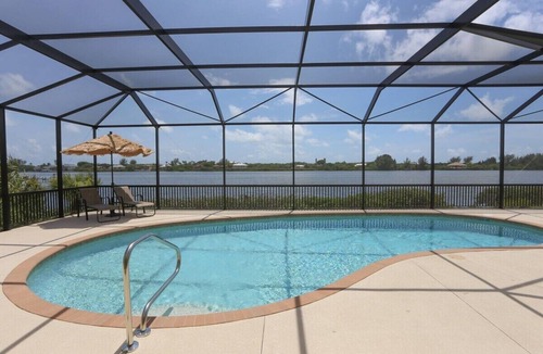 Englewood House | Latitude Adjustment - beautiful bay views with dock