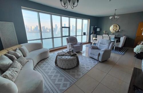 Al Majaz House | Lavish Private Rooms
