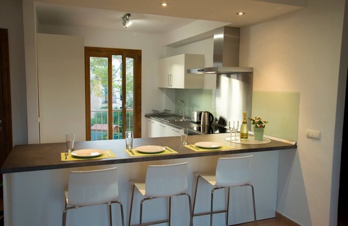 Puerto de Pollensa Apartment | Licensed Beautiful large 2 Bed Apartment in Puerto Pollenca. 2 pools and balcony