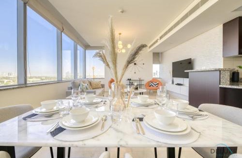 Bur Dubai Apartment | Limited Offer Cozy 2BR with Pool & Prime Location by Deluxe Holiday Homes