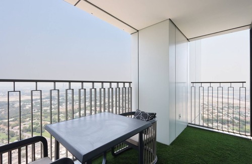 Za'abeel 2 Apartment | Livbnb-3BR Suite next to Dubai Mall with Burj View