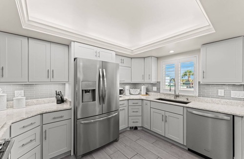 Port Canaveral Condo | ⛱️ Location! Location! Location! 🚀🌴👙🚢