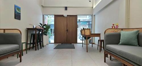 Phaya Thai House | Loly Residence