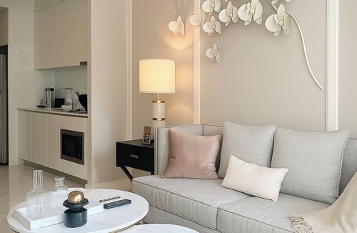 Nana Apartment | Lovely Luxury Asoke Nana Located Apartment Sleeps 4 - Brand New Furniture