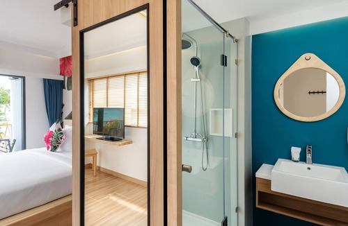 Chaweng City Center Hostel | Lub d Koh Samui Chaweng Beach