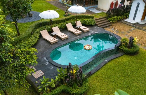 Tegallalang Villa | Lunga Cafe & Villa
