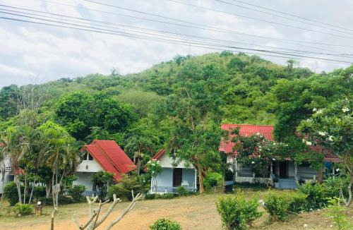 Song Phi Nong House | LungYod Guest House