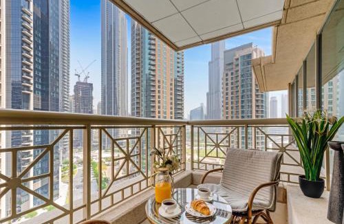 Downtown Dubai Apartment | LUX 2BR Burj & Fountain View Steps from Dubai Mall