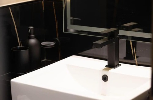 Business Bay Apartment | Lux Apartment with huge private Lounge I Burj & Canal View