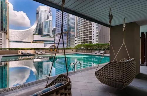 Chidlom Condo | Luxe 2 BR Appt/- Monthly