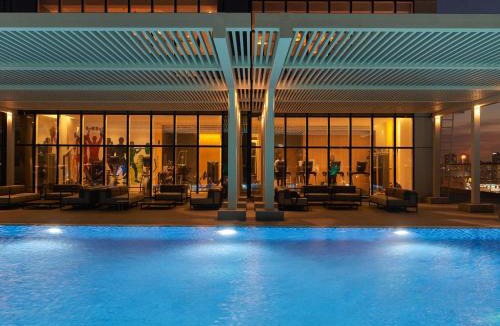 Jumeirah Village Triangle Apartment | LUXE | Serviced Hotel Apartment | Full City View