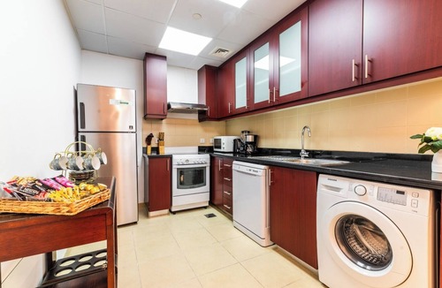 Al Sufouh 2 Apartment | Luxurious 1-Bd Gem in JBR: Elegant & Compact Bliss
