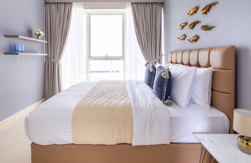 Downtown Dubai Apartment | Luxurious 3BR Loft with Study In Downtown Dubai