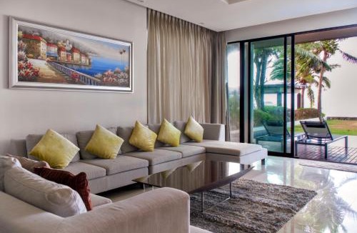 Chakphong Villa | Luxurious Beachfront Pool Villa Experience, Rayong