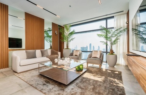 DIFC Apartment | Luxurious Burj Khalifa view Apt in Dubai DIFC