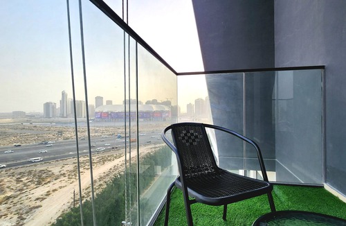 Al Quoz Apartment | Luxurious Comfort in JVC