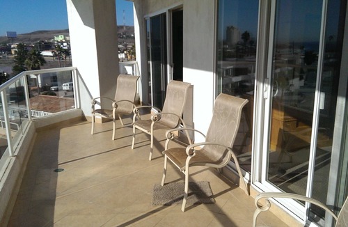 Popotla Condo | Luxurious Ocean Front View
