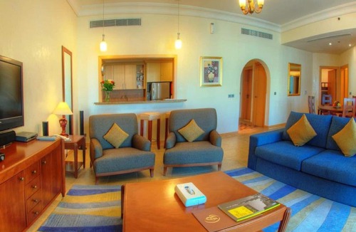 Palm Jumeirah Apartment | Luxury 2B Large Spacious Serviced Apartment at Royal Club Palm Jumeriah
