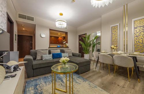 Downtown Dubai Apartment | Luxury 2BR Burj Khalifa Fountain View with Pool, Gym, and Near Dubai Mall