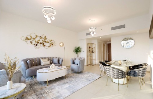 Za'abeel 2 Apartment | Luxury 3B and maids Burj View, Steps to Dubai Mall