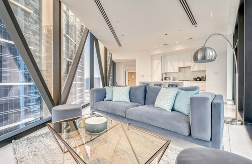 Downtown Dubai Apartment | Luxury Apt W/Burj Khalifa Vw & Dubai Canal Access