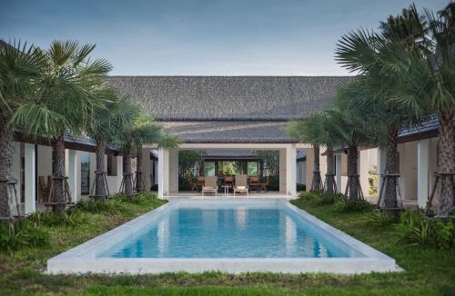 Laem Set Villa | Luxury Beachfront Villa with Staff