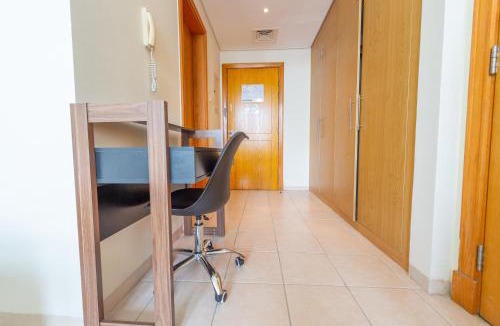 Discovery Gardens Apartment | Luxury Escapes - Budget Studio Apt near Metro Stn - MOG184 DG