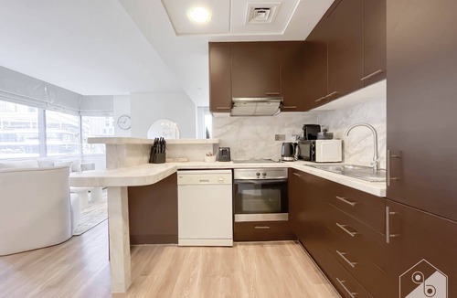 Bur Dubai Apartment | Luxury Skygardens Gorgeous 2B