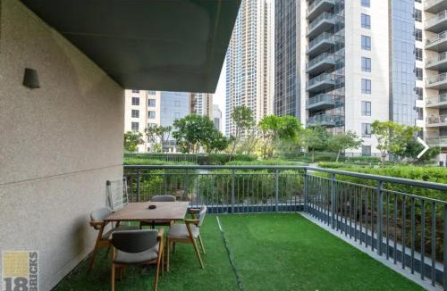 Dubai Apartment | Luxury Spacious 1 BR in Creek Residence