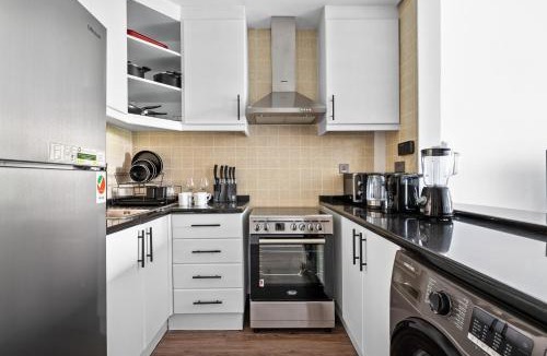 Discovery Gardens Apartment | Luxury studio in Discovery Gardens near metro
