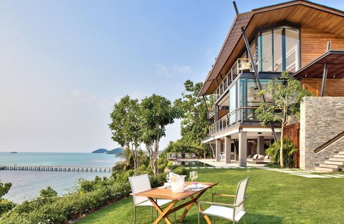 Taling Ngam House | Luxury Thailand Beach Front View Chef, Staff included lth10