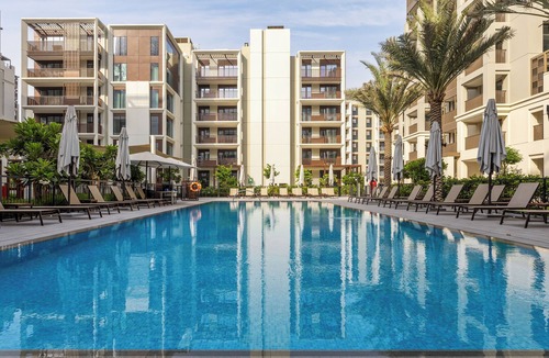 Discovery Gardens Apartment | Maison Privee - Creekside Elegance w/Canal Vws at Creek Beach