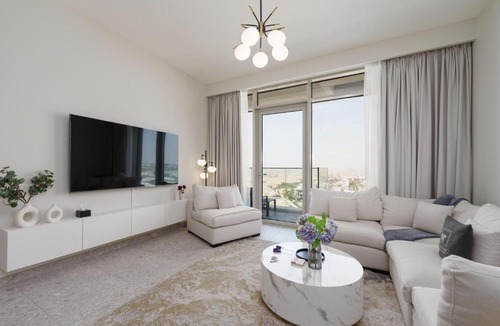 Dubai Apartment | Maison Privee - Graceful Apt in Prestigious Dubai Hills close to the Golf Course