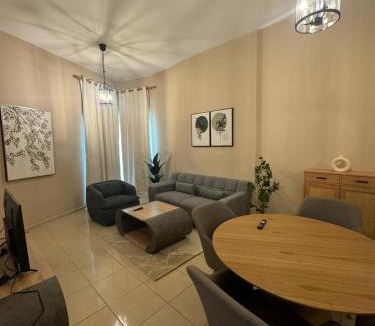 Al Qusais Apartment | Marbella Grand Holiday Homes - Al Nahda 1