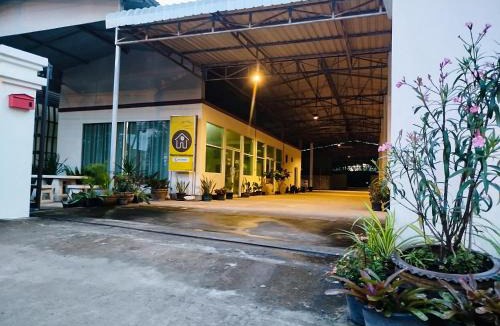Ubon Ratchathani House | Marni Guesthouse