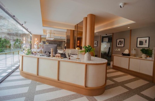 Ratchathewi Hotel | Marwin Terra Hotel