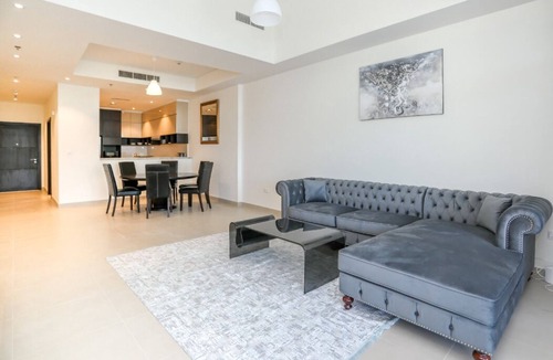 Dubai Apartment | Massive Balcony Harbour View Luxury 2 Bedroom