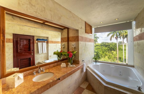 Chichen Itza Resort | Mayaland Hotel & Bungalows