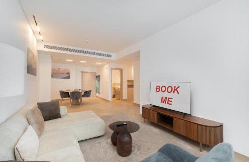 Al Sufouh 1 Apartment | Media City sleeps 2 with Big Private Balcony