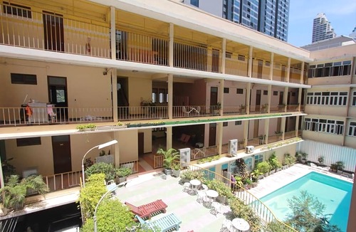 Nana Hotel | Miami Hotel Bangkok